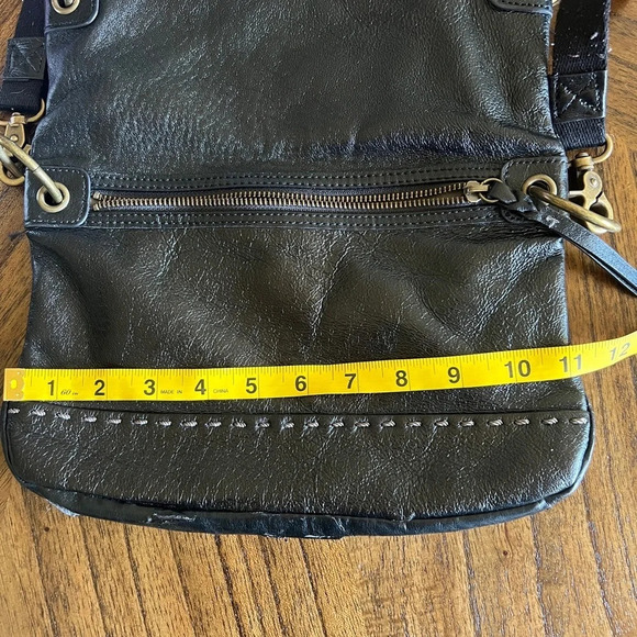 The Sak Black Leather Happy & Free Festival Crossbody Shoulder Bag - Picture 7 of 8